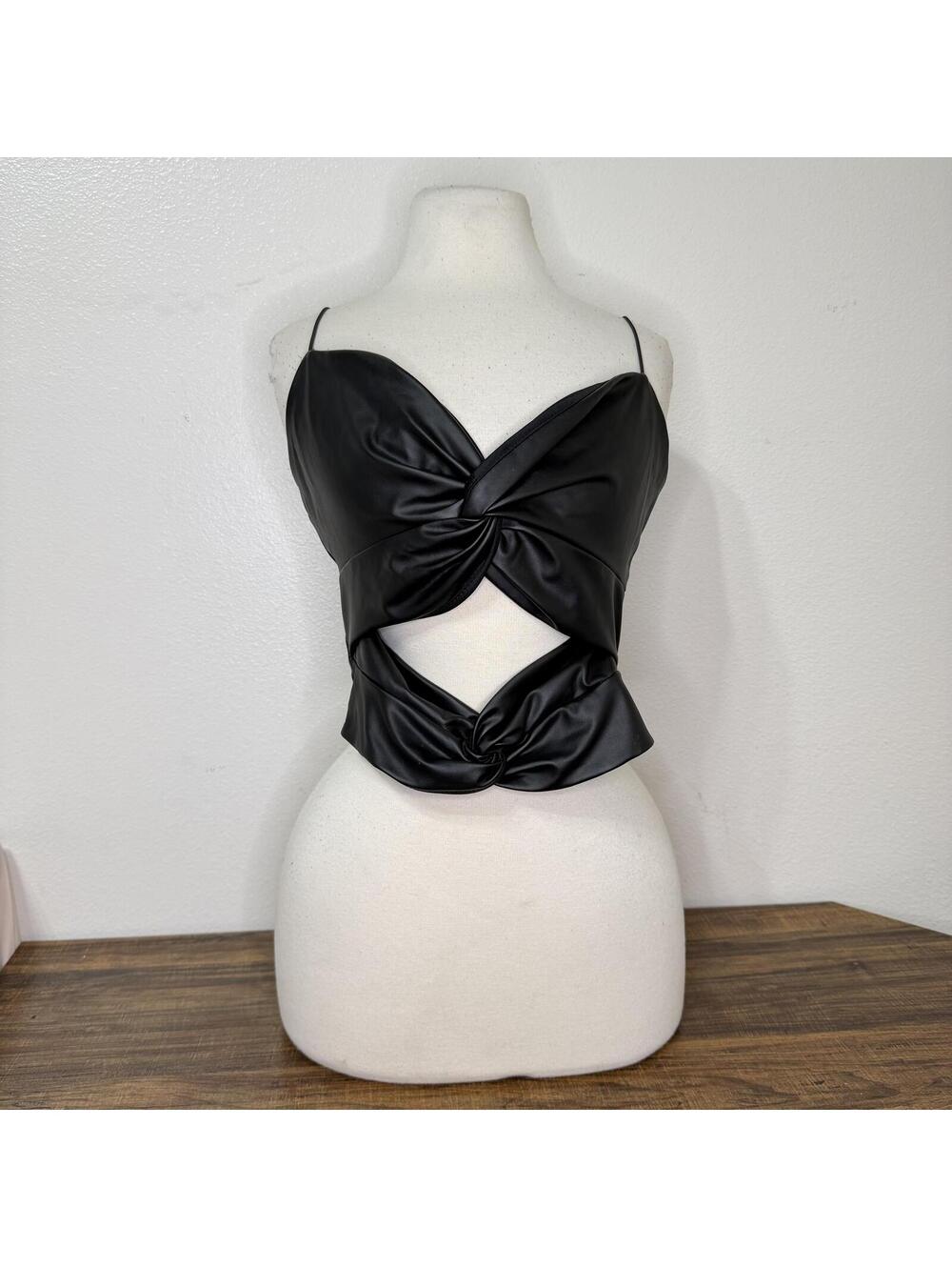 Timing Black Twist Front Cutout Crop Top Size L